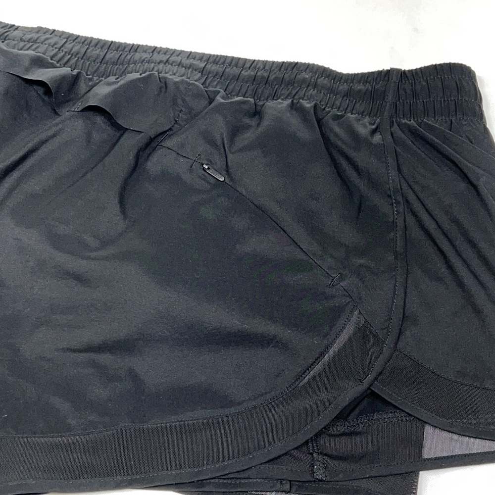 ATHLETA Mesh Racer Run Shorts Black Sz L #291749 NWOT - Picture 3 of 6
